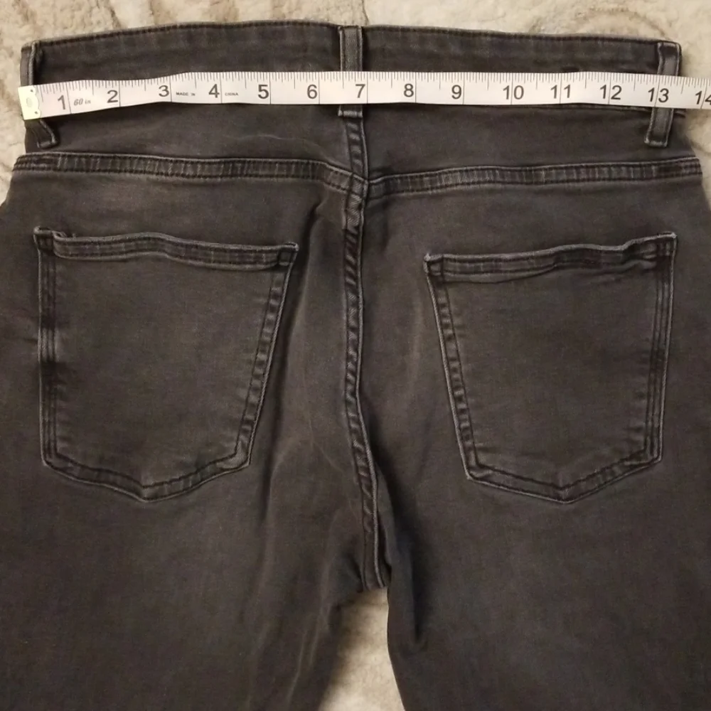 Zara Man Distressed Jeans, sz 26